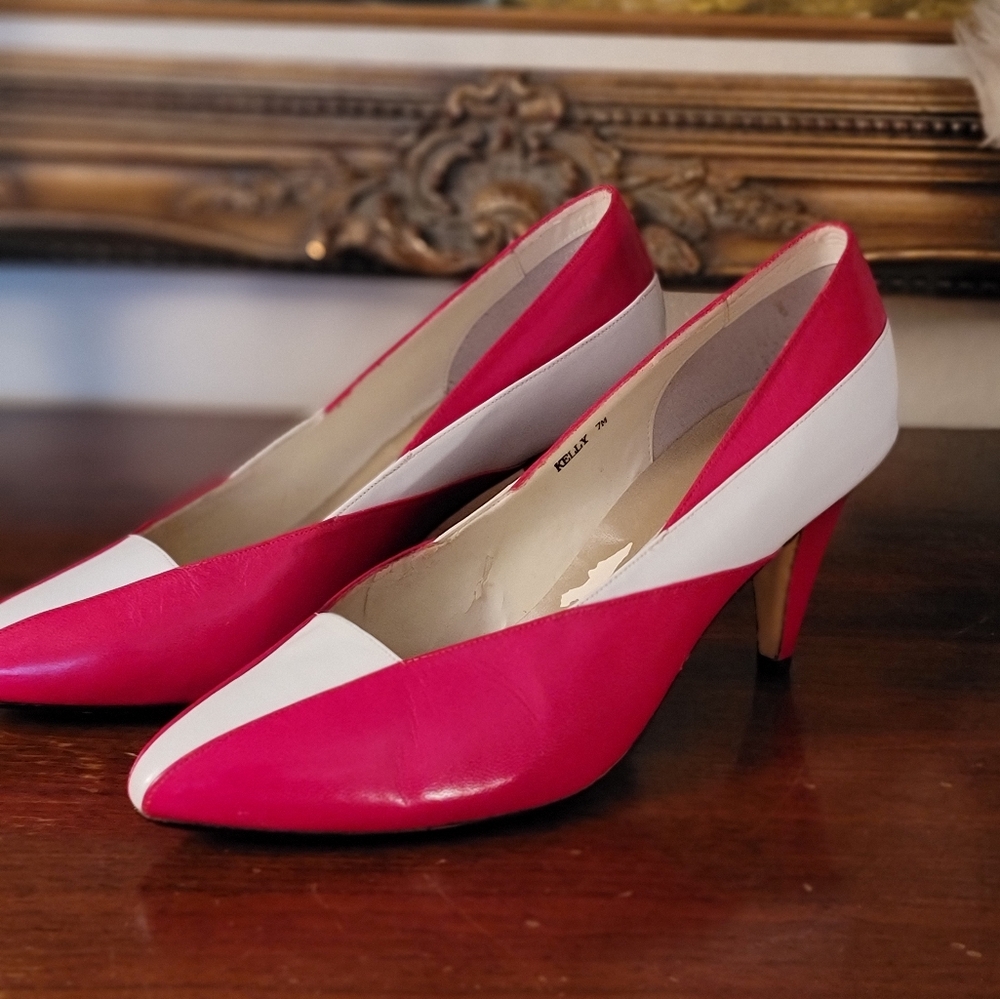 Adorable patent leather kitten heels